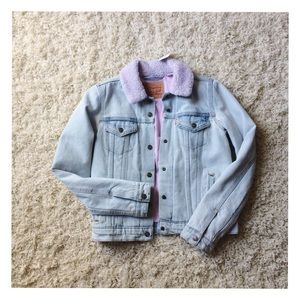 Levi’s Jean Jacket for Her